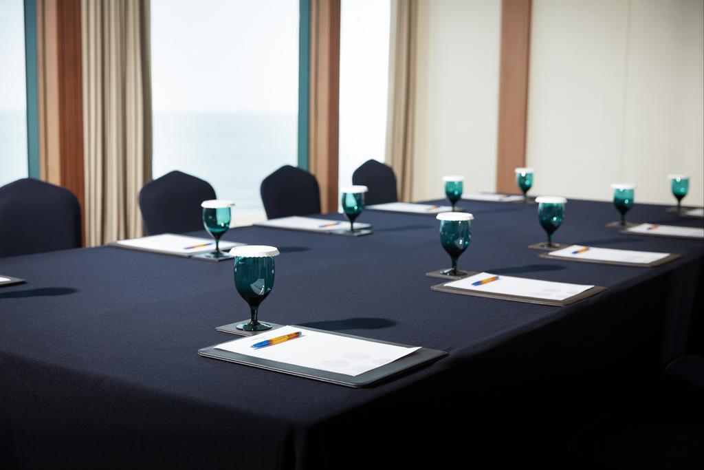 Grand Josun Busan Exterior foto Meeting room